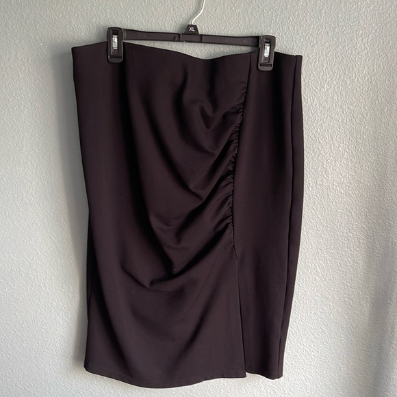 NWOT Torrid Midi Skirt - Picture 4 of 7